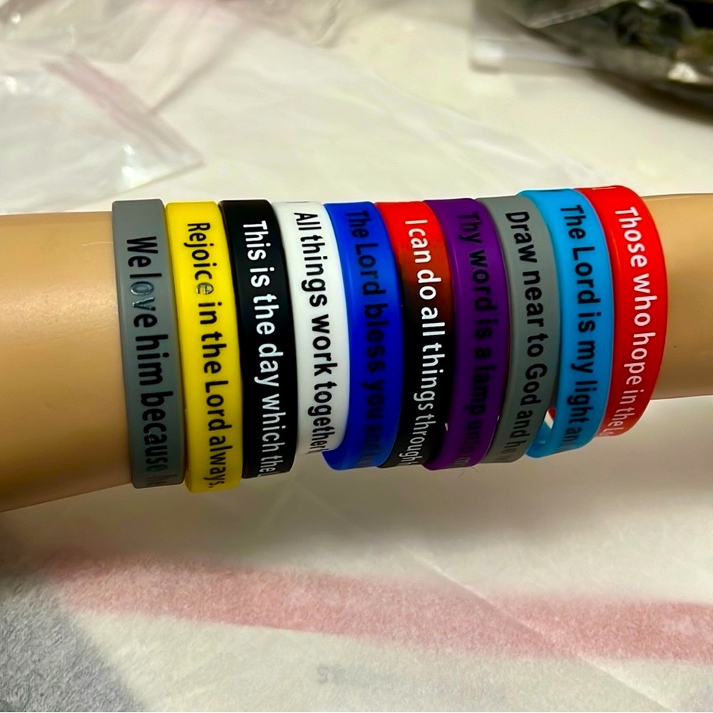 Religious bracelets - Picture 2 of 7
